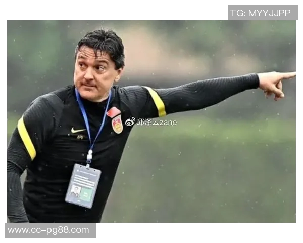 德乙杜塞尔多夫瞄准多特21岁中锋保利纳渴望为库拉索征战世界杯